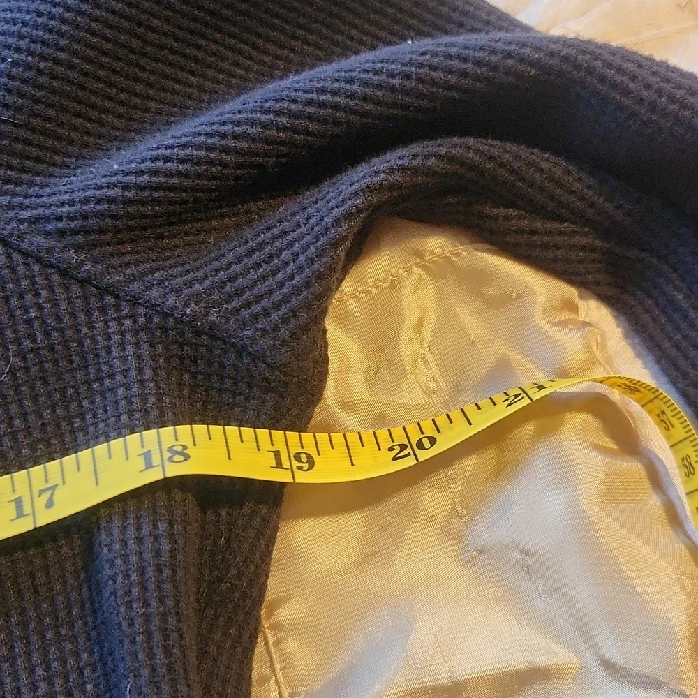 Top - Picture 7 of 8